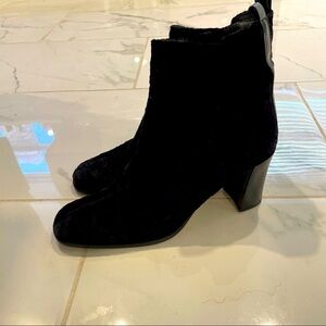 Sascha Velvet Sleek Ankle Boot